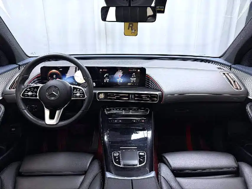 Mercedes-Benz EQC 2021