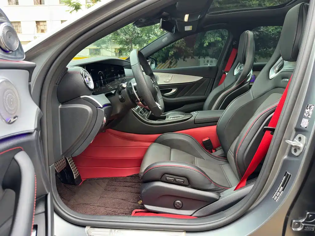 Mercedes-Benz E-Class AMG 2023 — фото 7