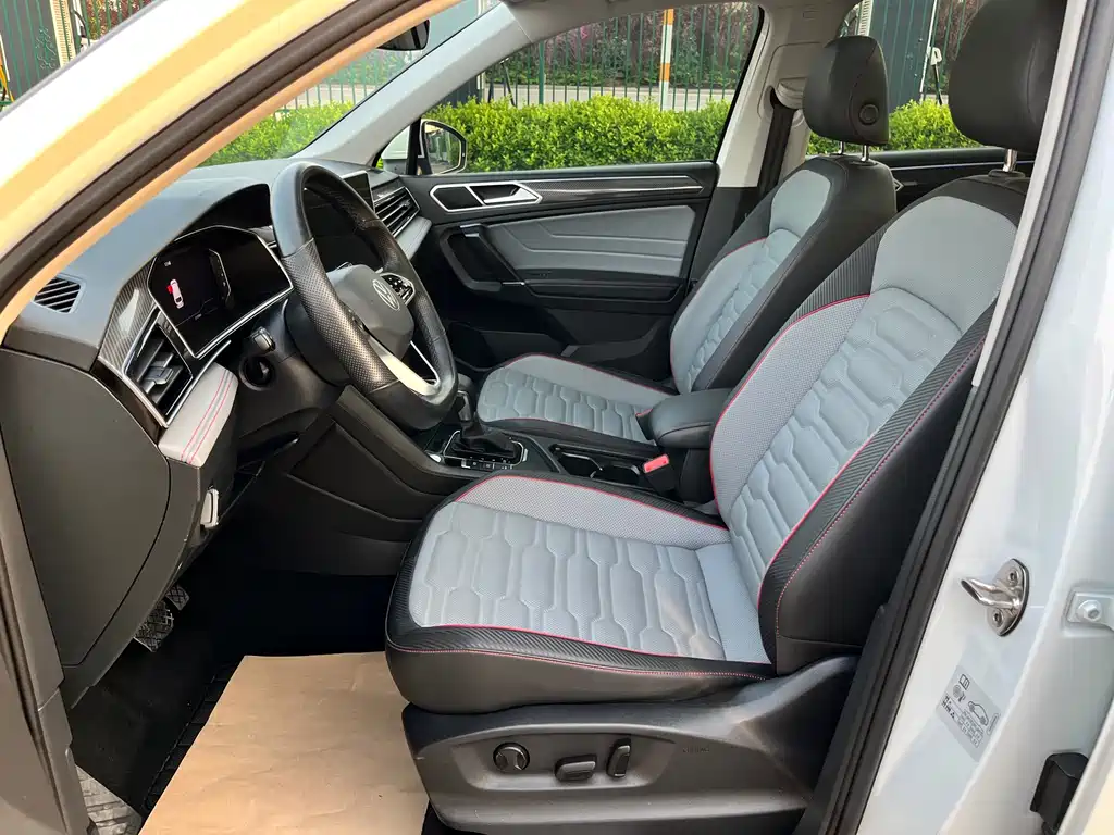 Volkswagen Tiguan L New Energy 2023 — фото 6