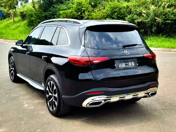 Mercedes-Benz GLC 2023