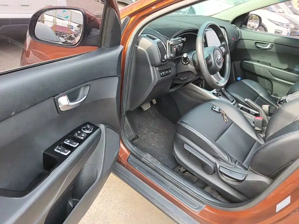 Kia KX3 2016 — фото 16