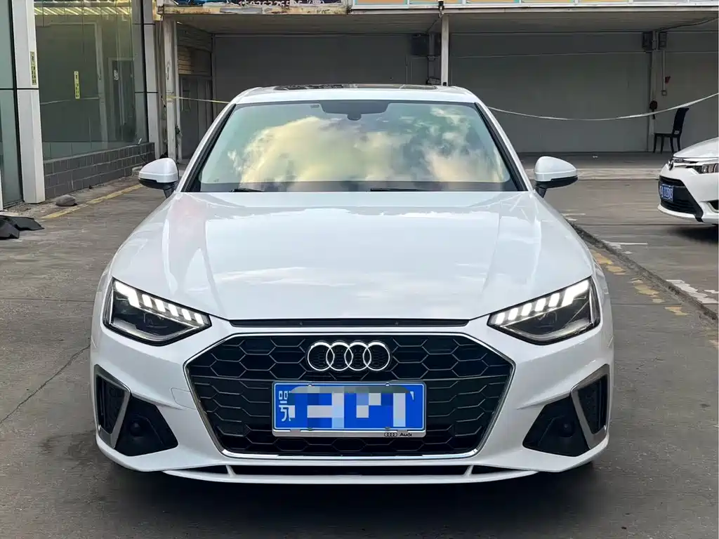 Audi A4L 2020