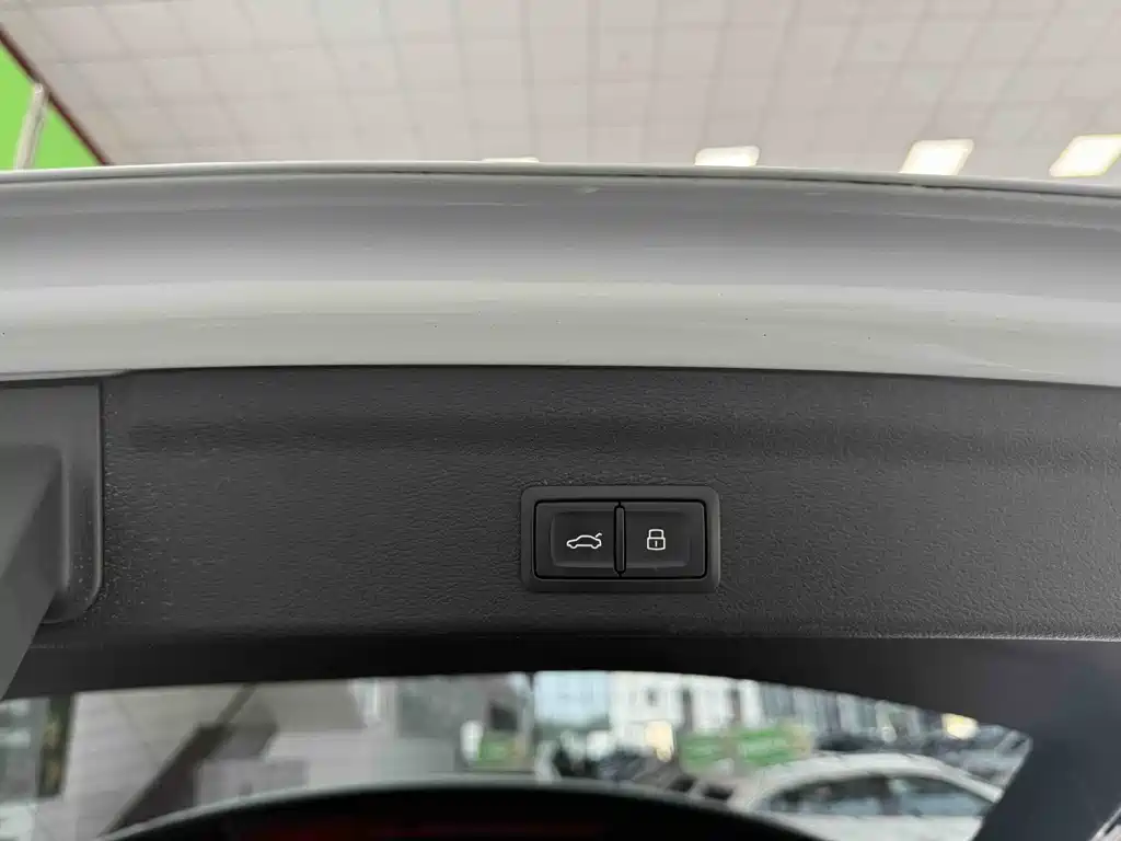 Audi Q3 2022 — фото 17