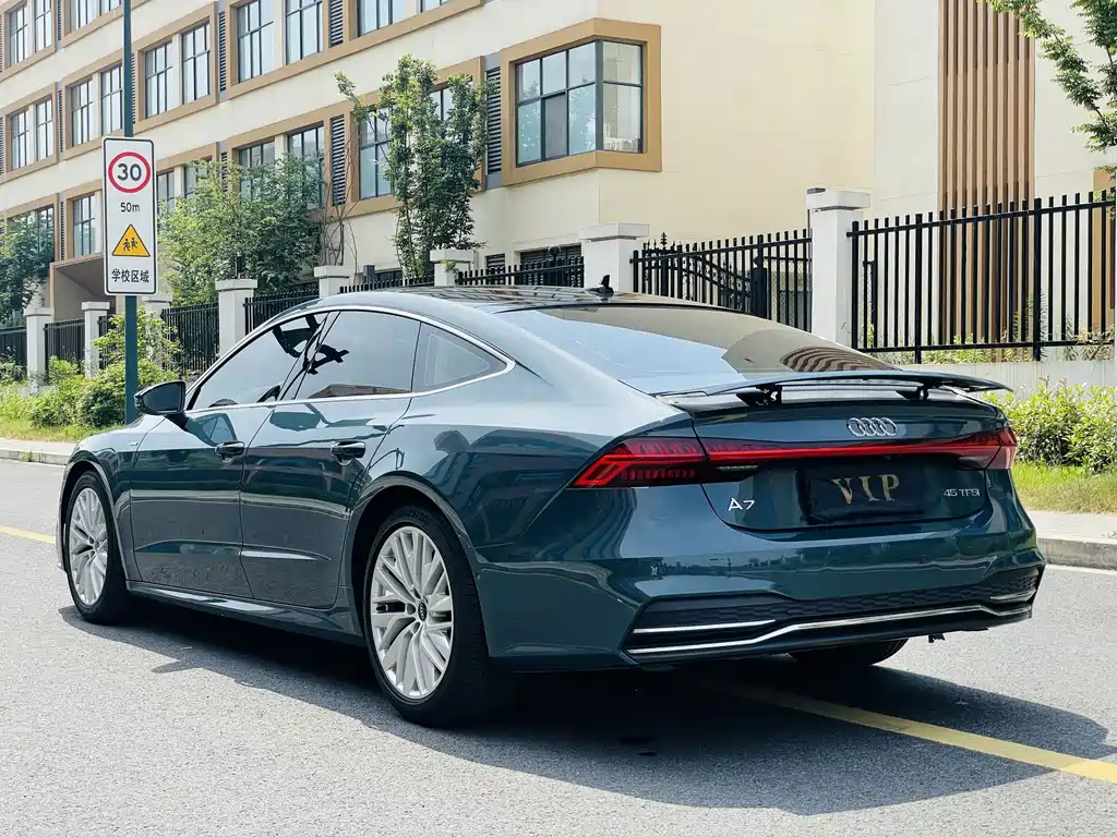 Audi A7 2021 — фото 37