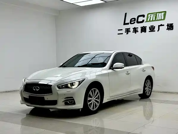 Infiniti Q50L 2016