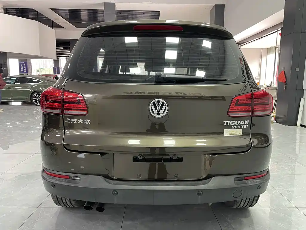 Volkswagen Tiguan 2017 — фото 8