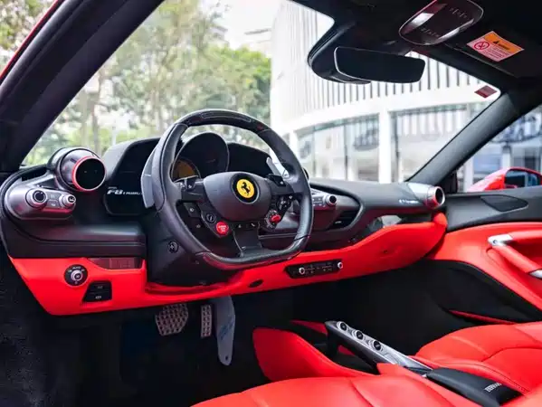 Ferrari F8 2021
