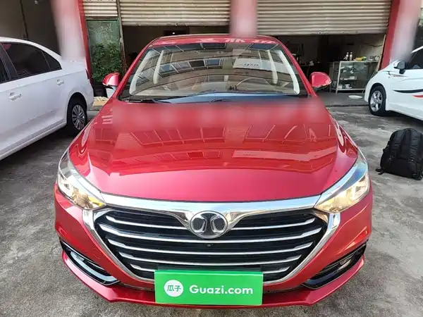 BAIC Shenbao D50 2019