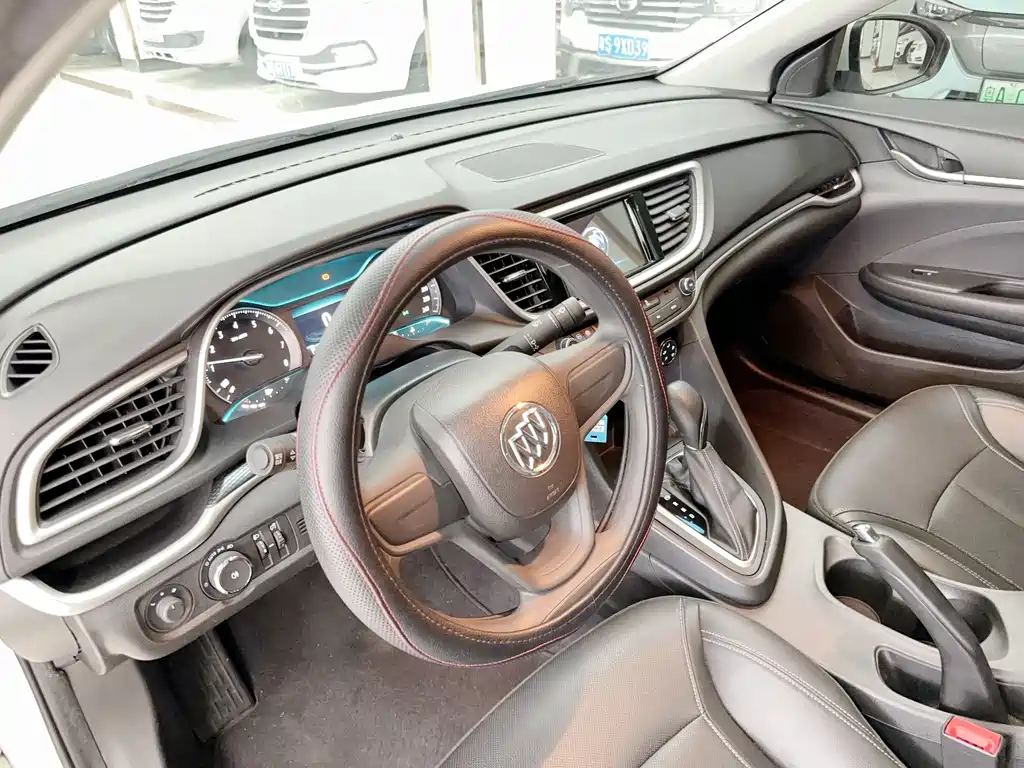 Buick Excelle 2021 — фото 10