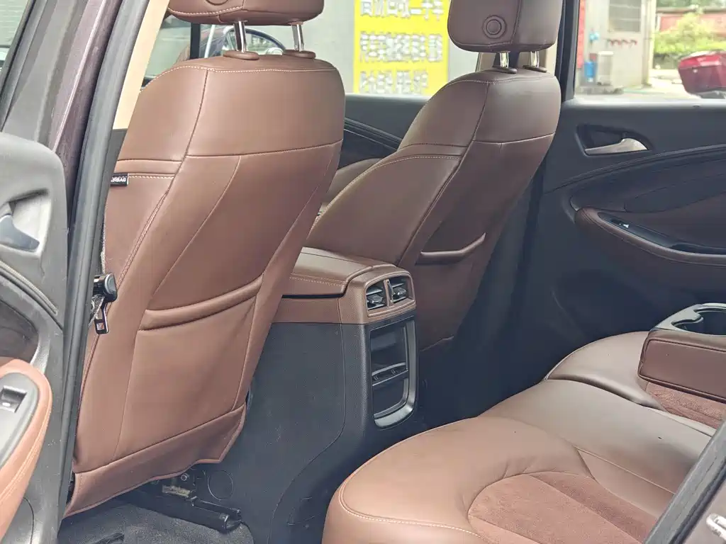 Buick Envision Plus 2016 — фото 9