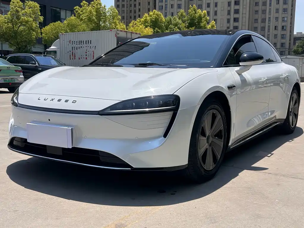 Luxeed Zhijie S7 2024