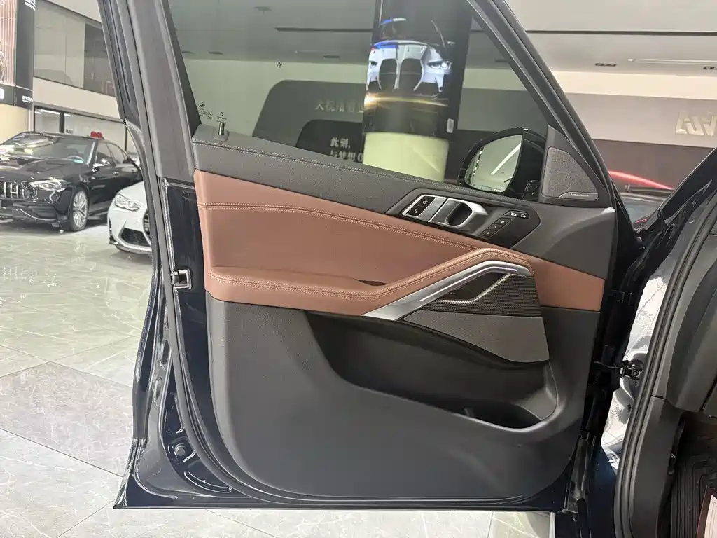 BMW X6 2022 — фото 13