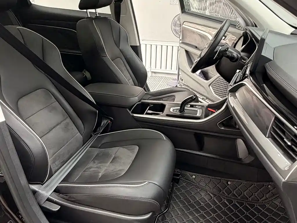 Haval H6 2023 — фото 18