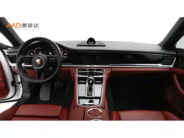Porsche Panamera 2022