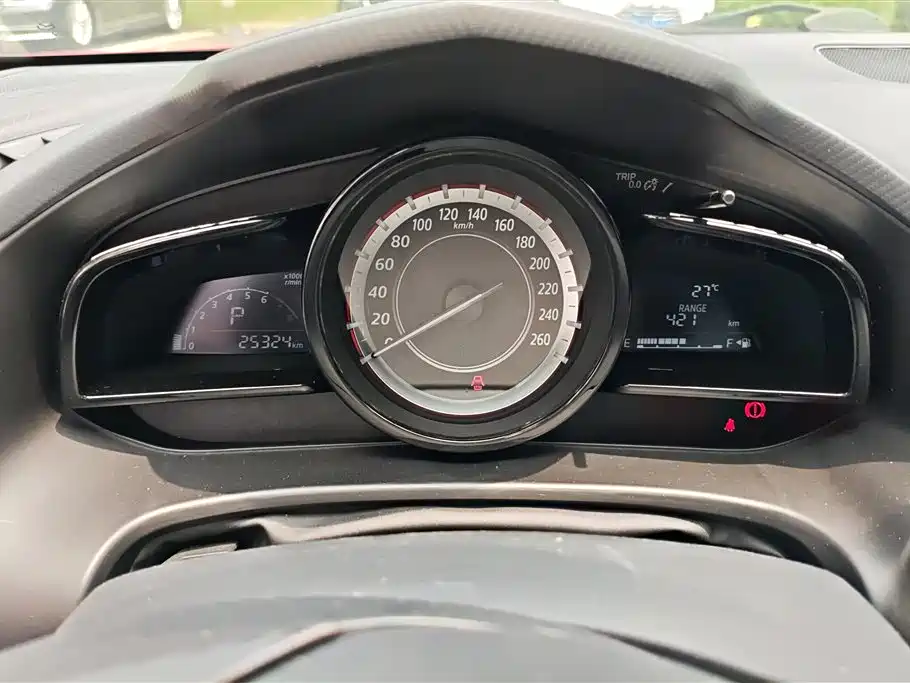 Mazda 3 Axela 2016 — фото 14