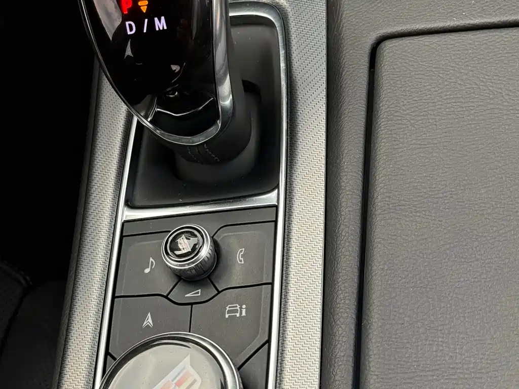 Cadillac CT5 2025 — фото 16