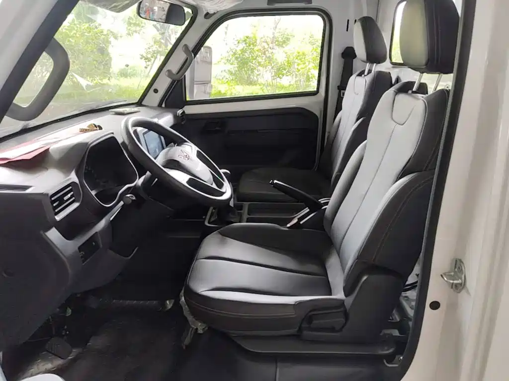 Wuling Wuling Longka 2023 — фото 15