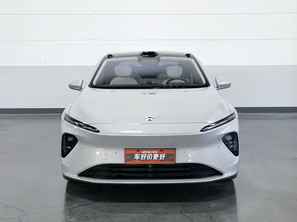 NIO ET7 2022