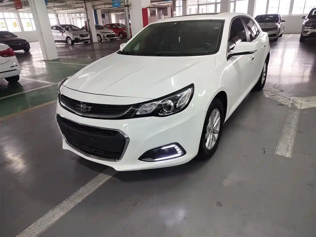 Chevrolet Malibu 2018 — фото 24