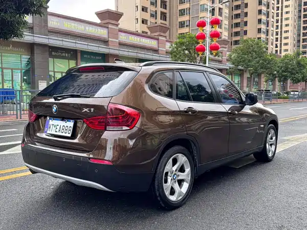 BMW X1 2011