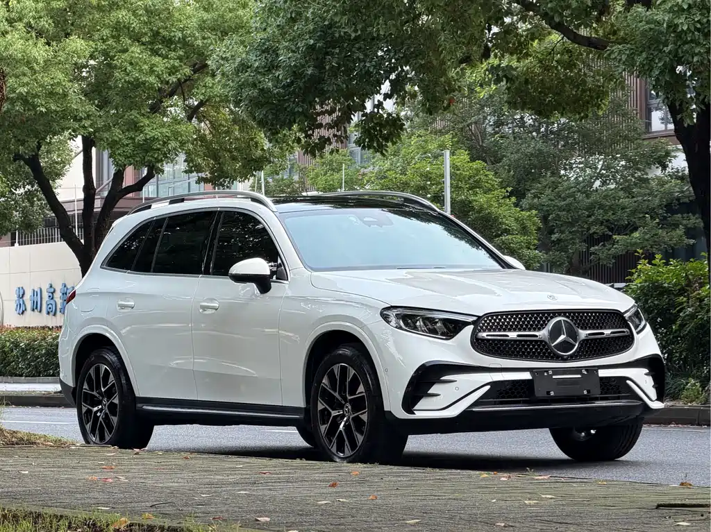 Mercedes-Benz GLC 2025