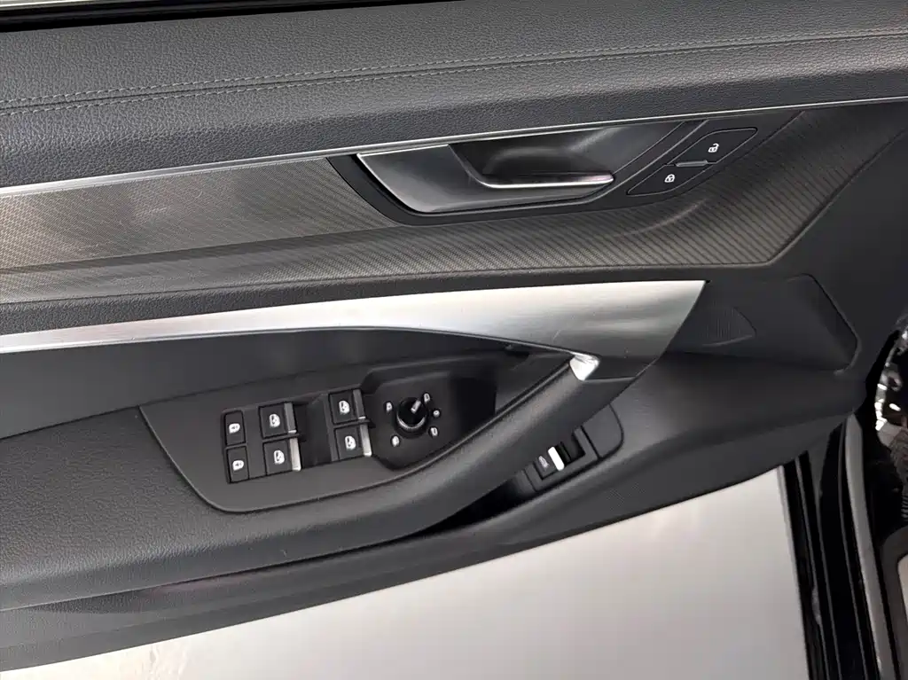 Audi A6L 2022 — фото 14