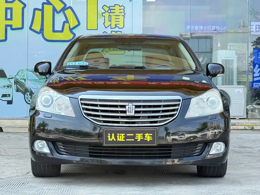 Toyota Crown 2010 — фото 2