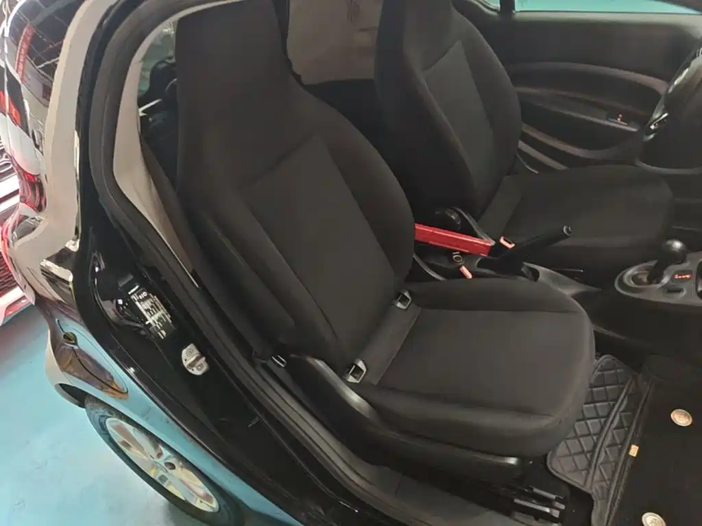 smart fortwo 2017 — фото 25