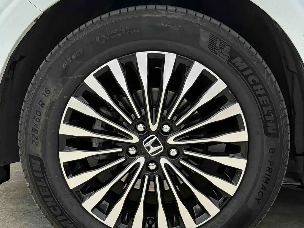 Honda Crosstour 2015 — фото 10