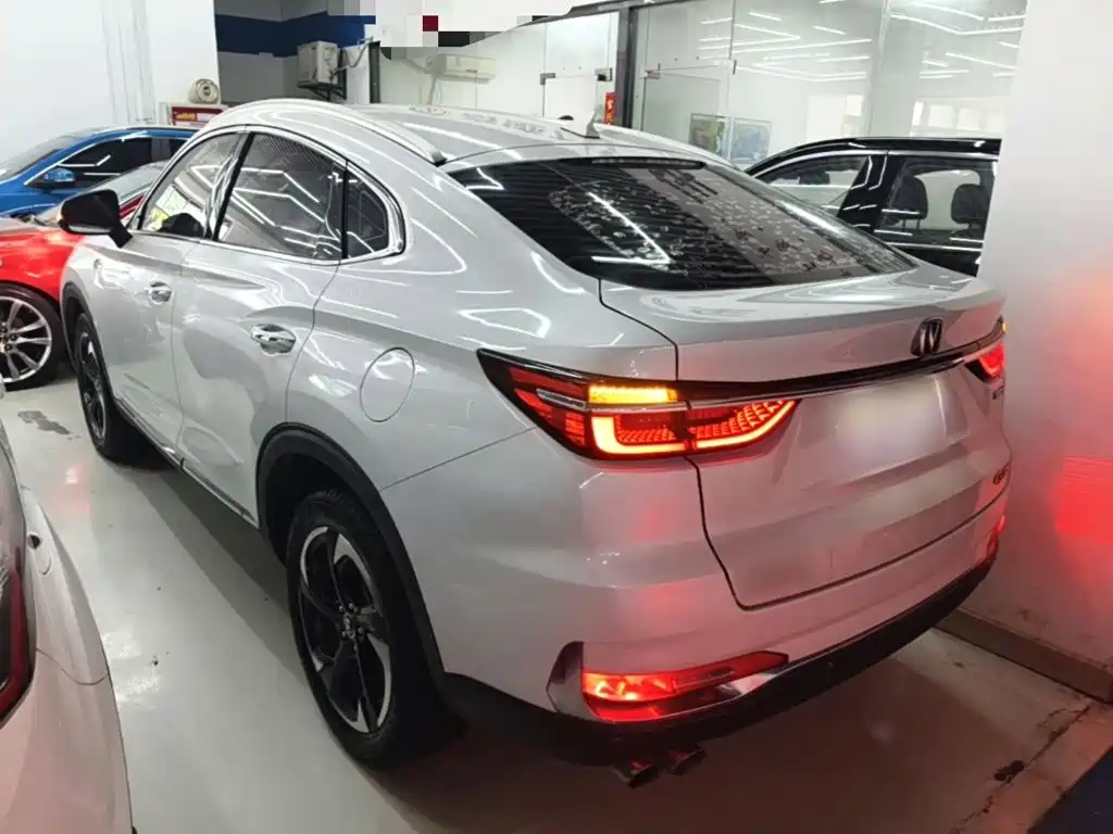 Changan CS85 COUPE 2019 — фото 23