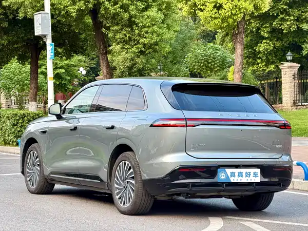 Exeed ES 2025
