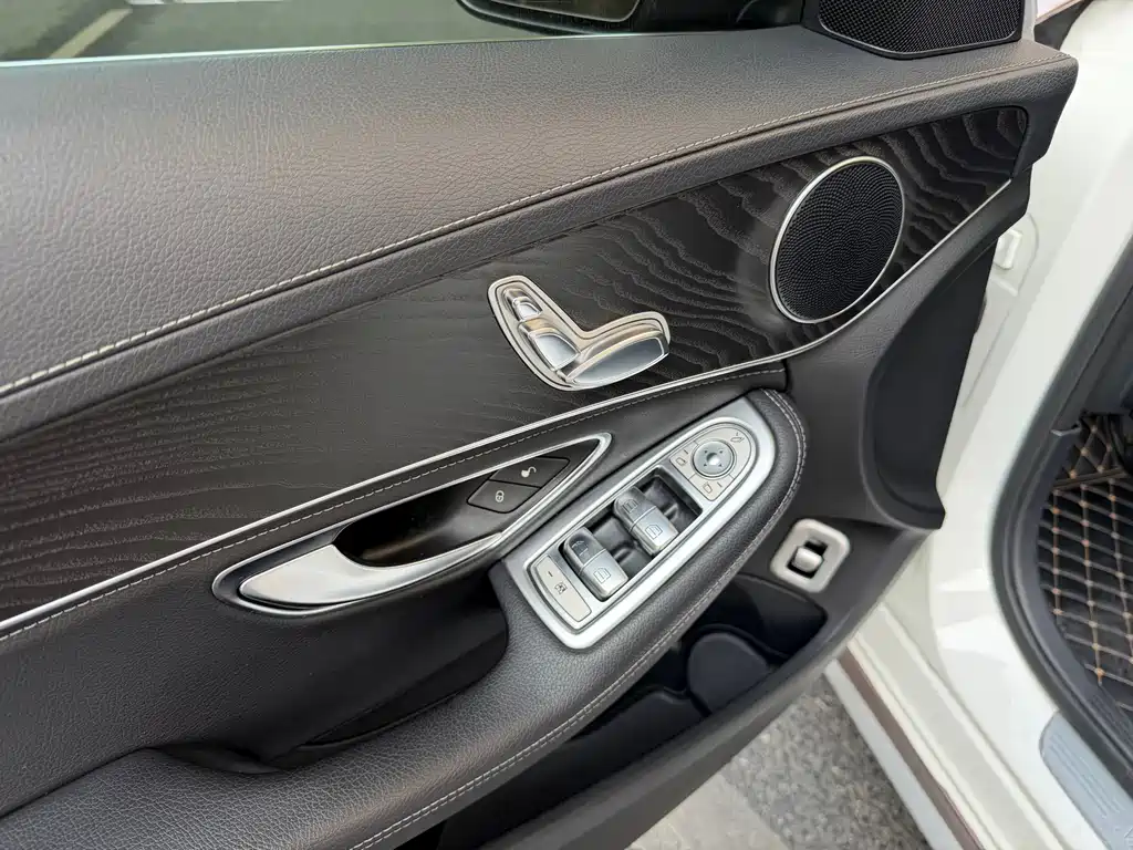 Mercedes-Benz C-Class 2016 — фото 11