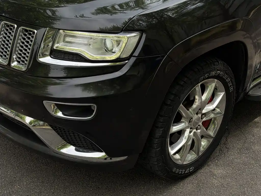 Jeep Grand Cherokee 2015 — фото 6