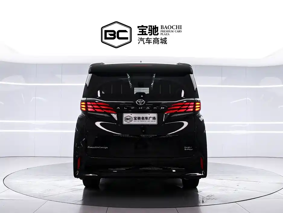 Toyota Alphard 2024 — фото 4