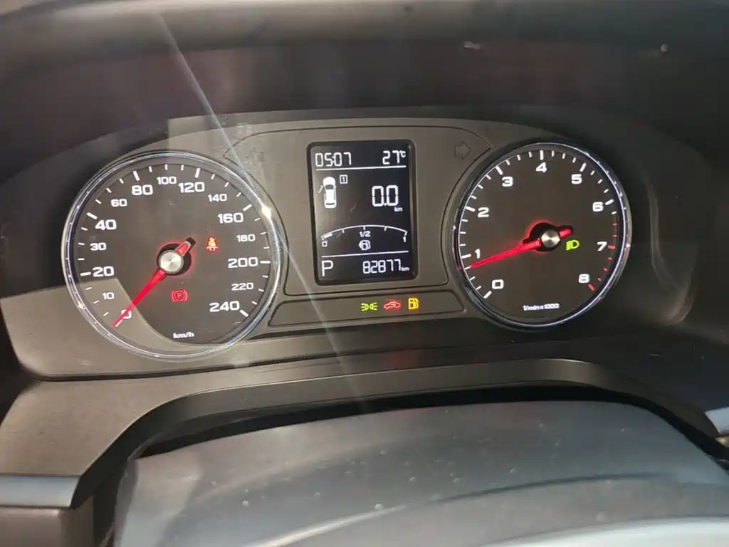 Roewe i6 Classic 2019 — фото 12