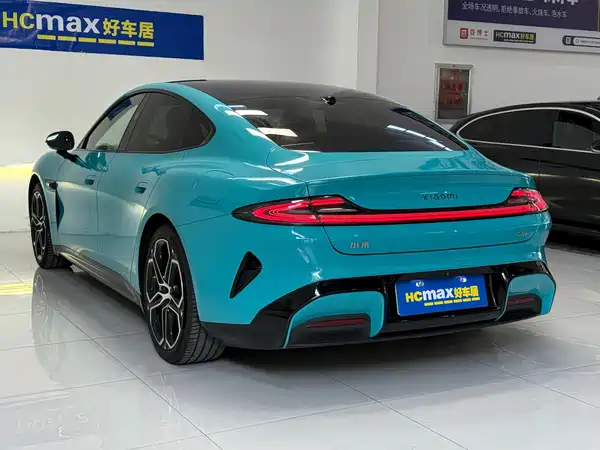 Xiaomi SU7 2025