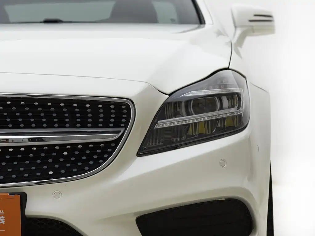Mercedes-Benz CLS 2016 — фото 16