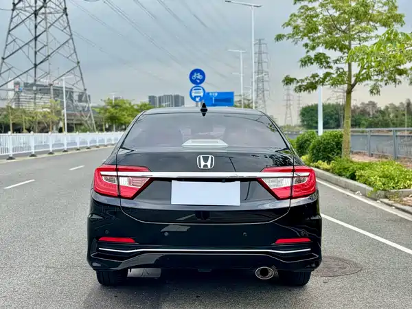 Honda Crider 2016