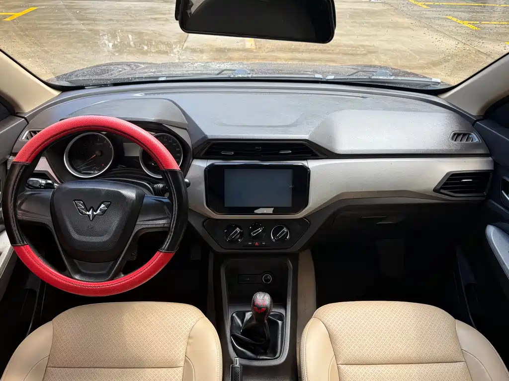 Wuling Hongguang 2019
