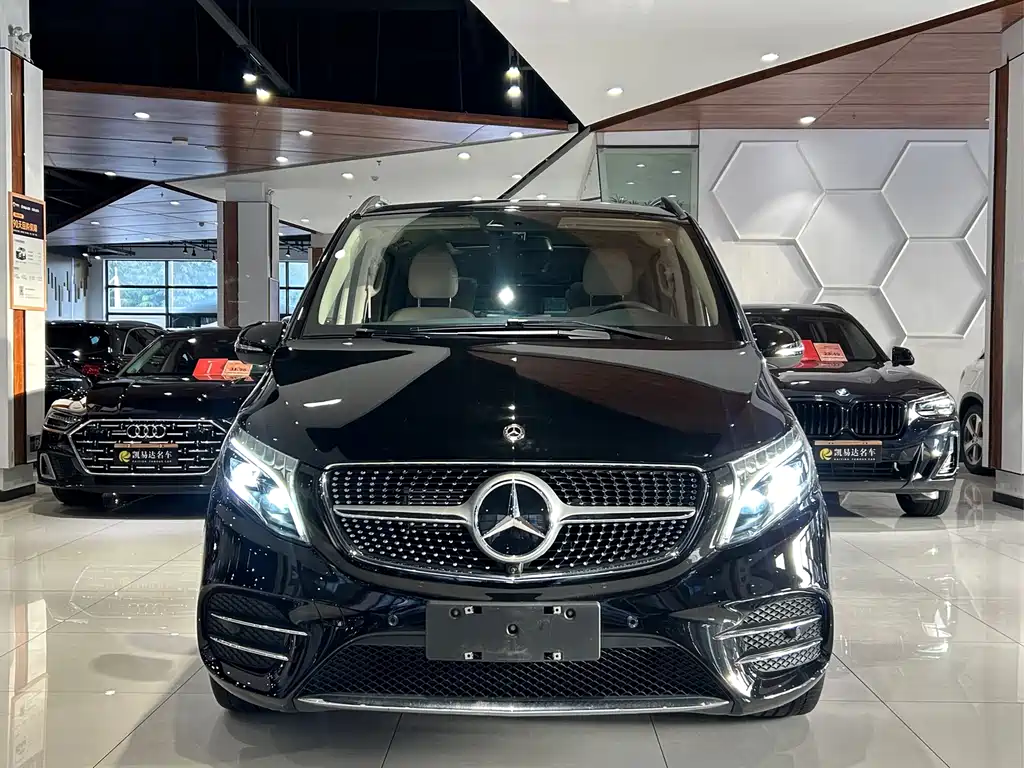 Mercedes-Benz V-Class 2021 — фото 3