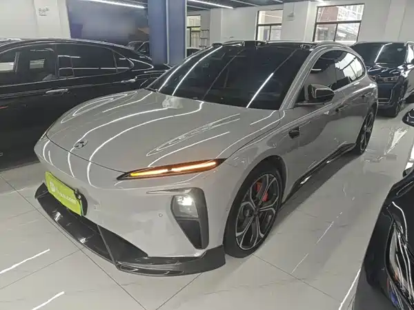 NIO ET5T 2024