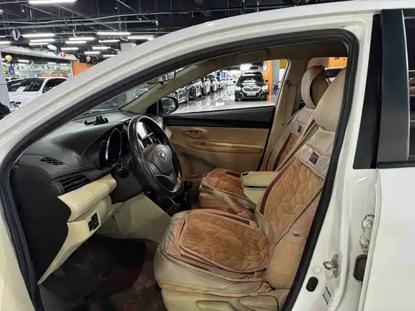 Toyota Vios 2015