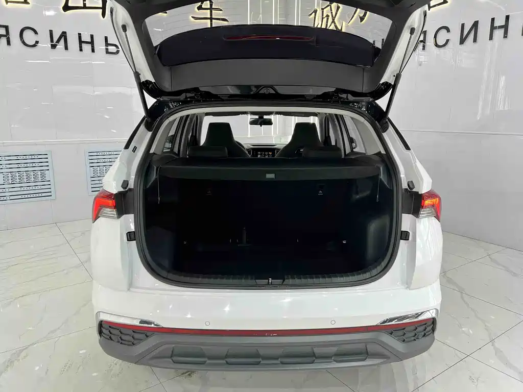 Skoda Kamiq 2023 — фото 17