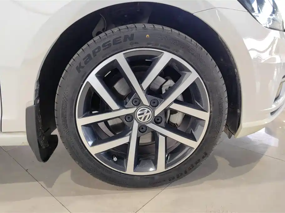Volkswagen Golf 2020