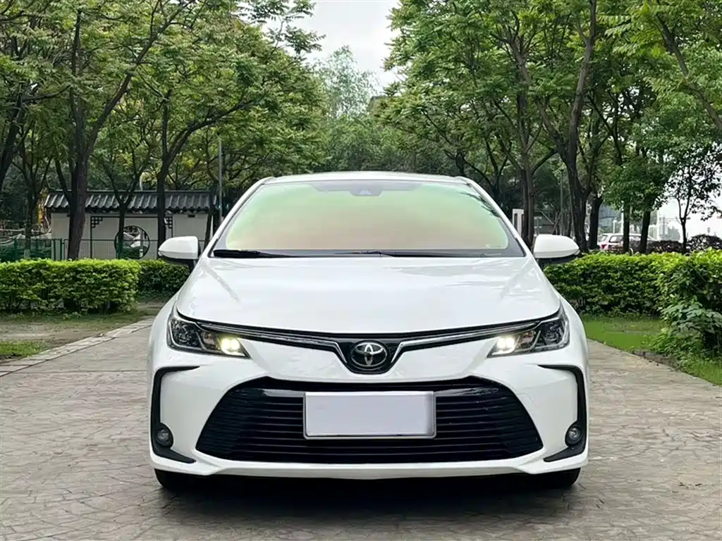 Toyota Corolla 2021 — фото 25