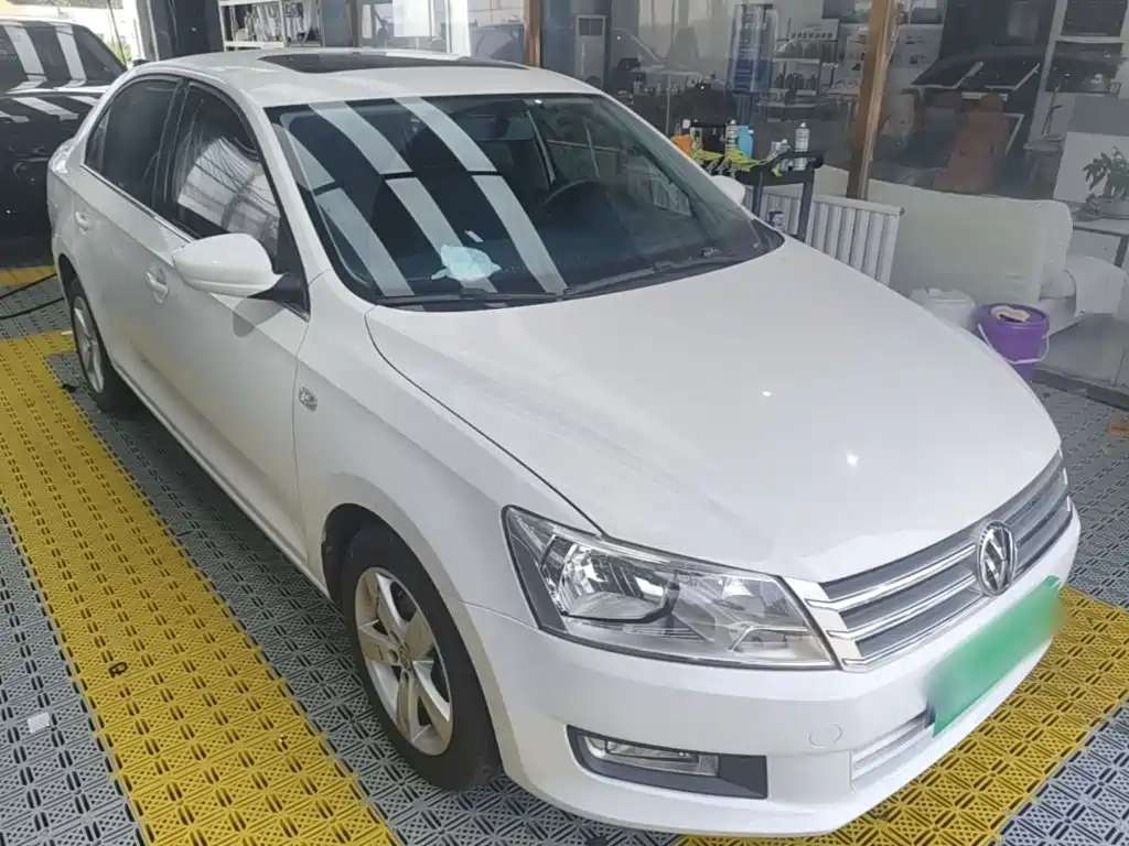 Volkswagen Santana 2015