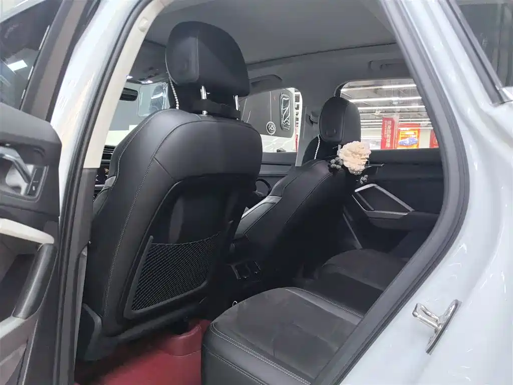 Audi Q3 2023 — фото 17