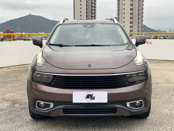 Lynk & Co 01 2018