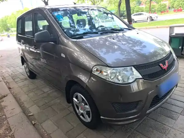 Wuling Hongguang 2016