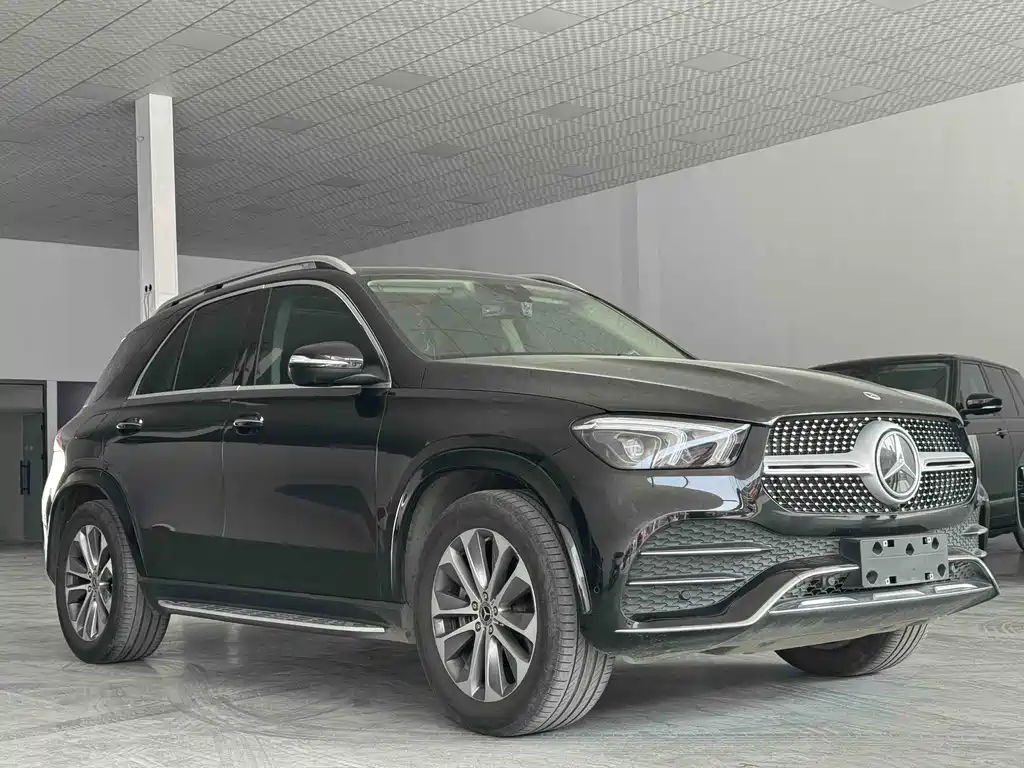 Mercedes-Benz GLE 2023 — фото 3